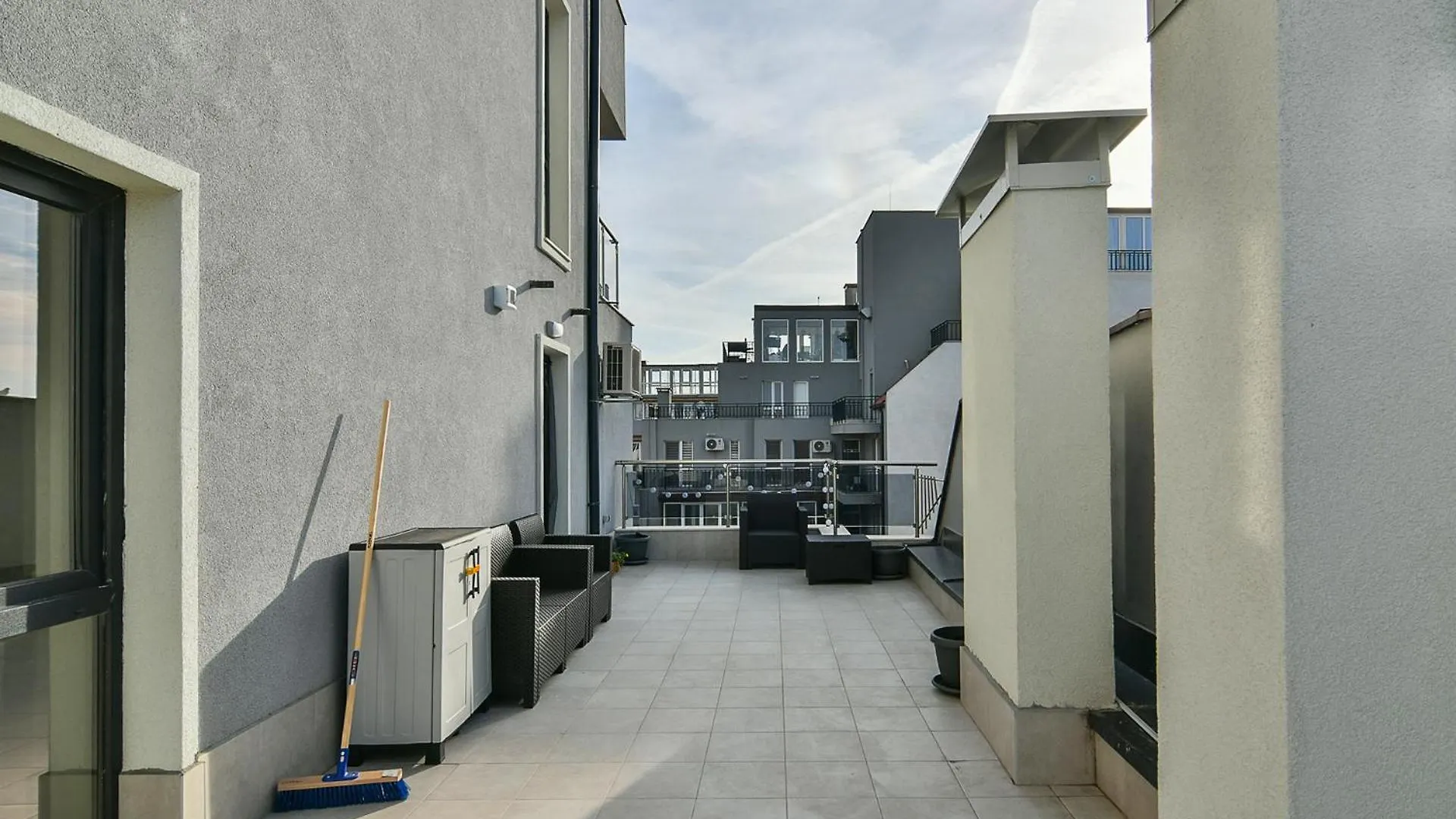 Cozy Flat Grand Mall Βάρνα 0*,  Βουλγαρία